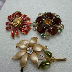 Vintage Gold Floral Crystal Brooch lot- Gold, Red, Brown